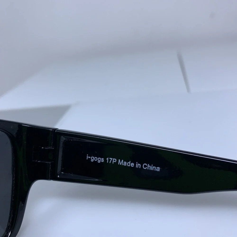 I-gogs Mens Black Sporty Frame Glare Reduction Polarized 17P Sunglasses New